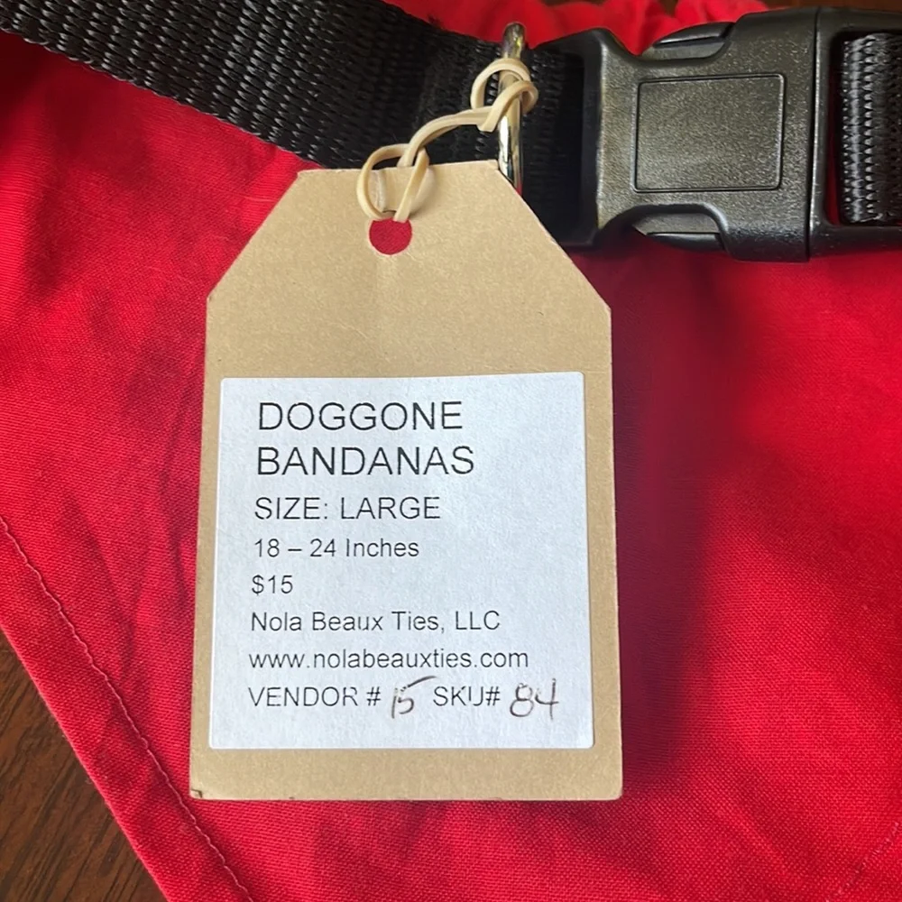 Pepper Doggone Bandana for Dog size large 18-24 inches